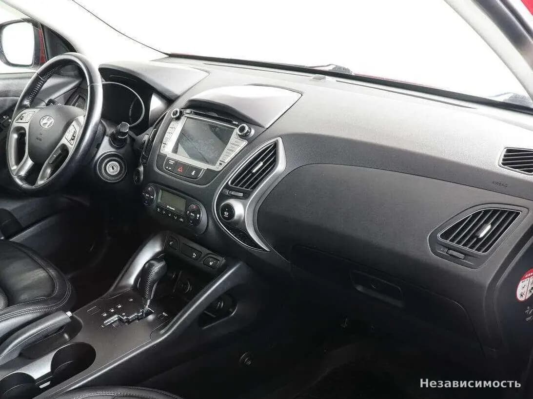 Hyundai ix35 2015 с пробегом — фото 10