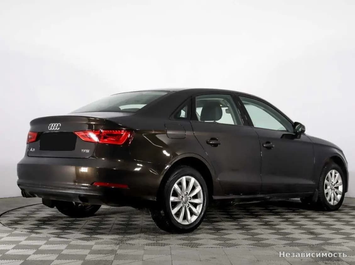 Audi A3 2015 с пробегом — фото 5