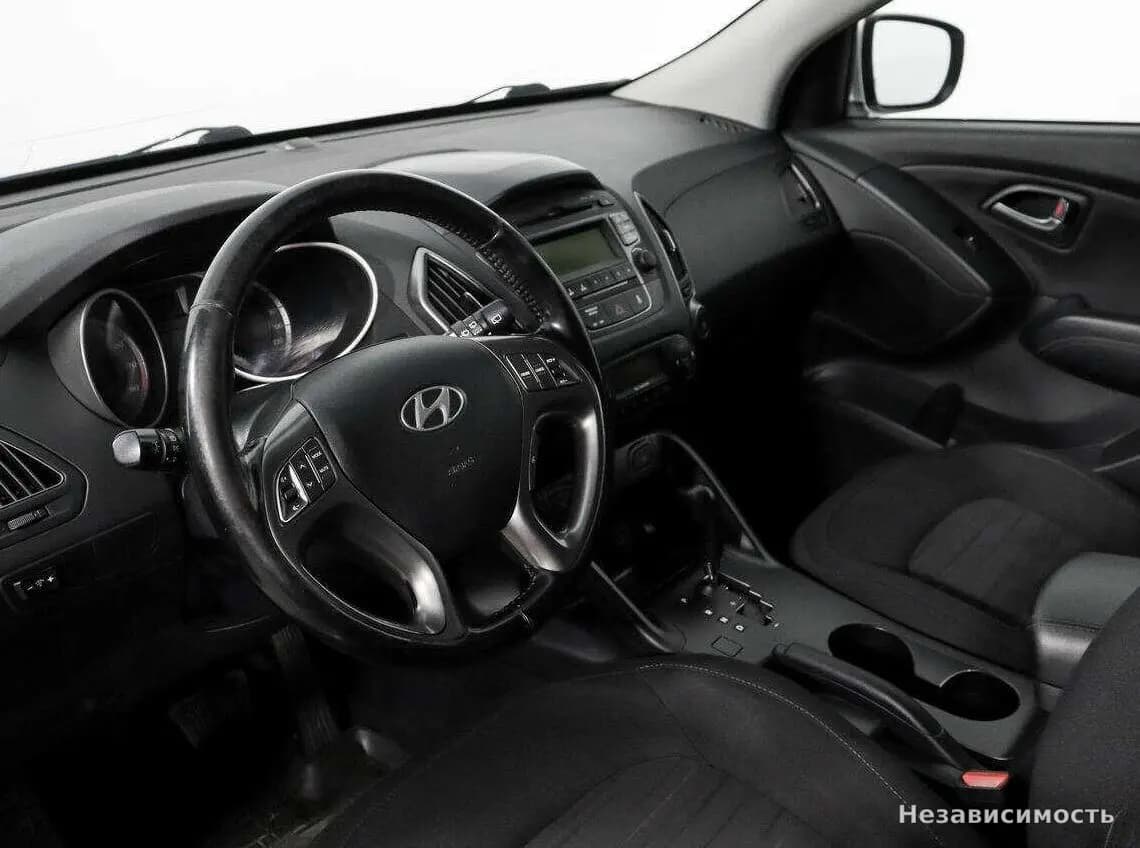 Hyundai ix35 2014 с пробегом — фото 9