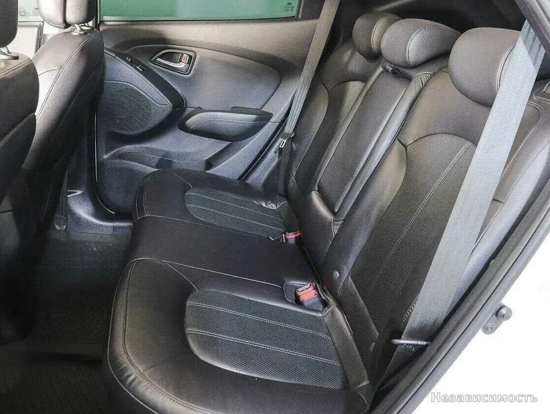 Hyundai ix35 2015 с пробегом — фото 10
