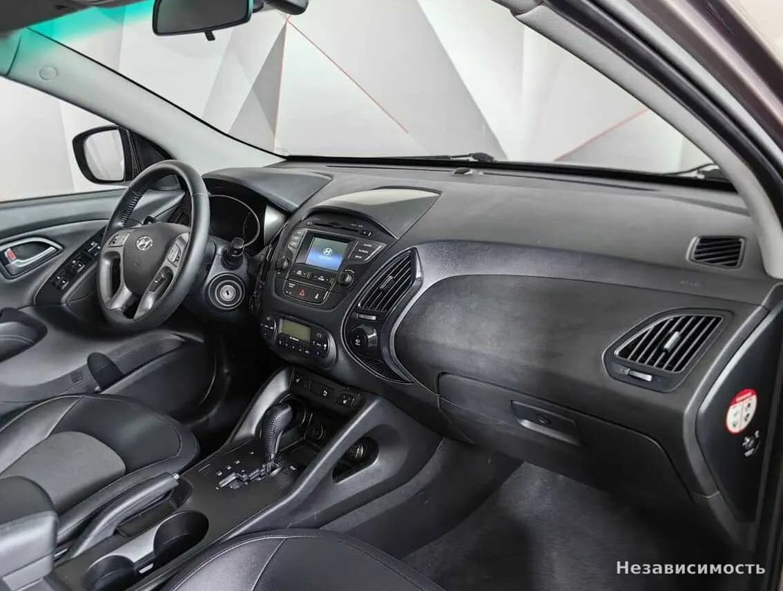 Hyundai ix35 2014 с пробегом — фото 9
