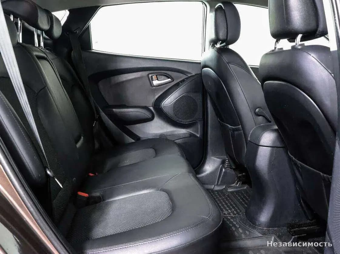Hyundai ix35 2012 с пробегом — фото 10