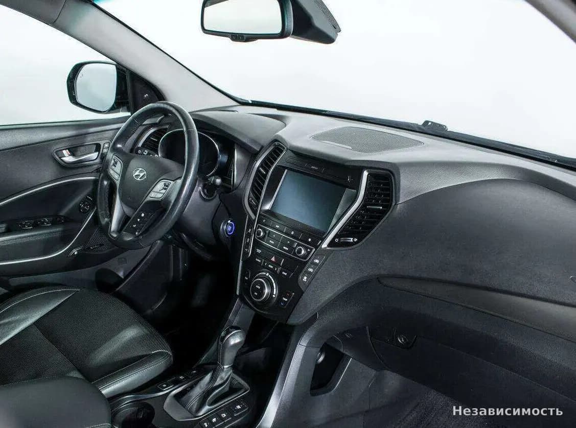 Hyundai Santa Fe 2017 с пробегом — фото 9