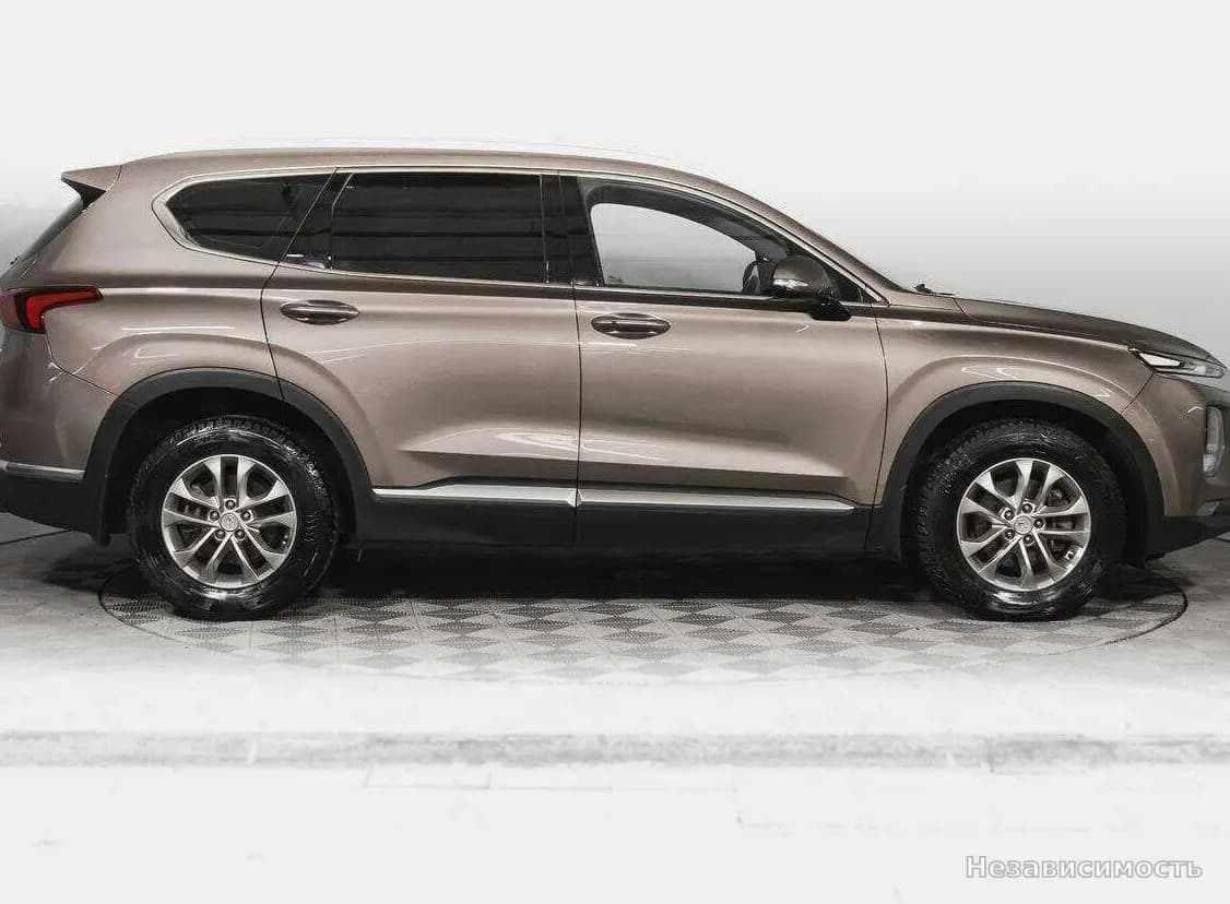 Hyundai Santa Fe 2018 с пробегом — фото 4