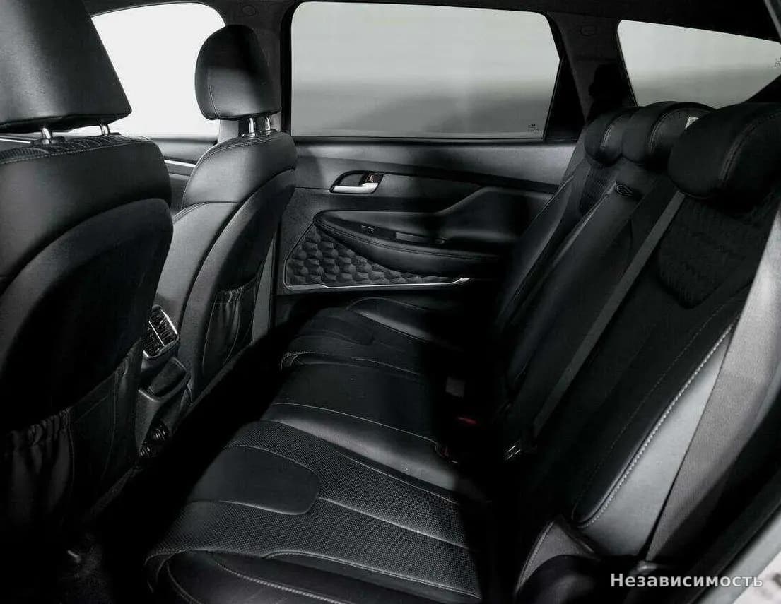 Hyundai Santa Fe 2018 с пробегом — фото 10