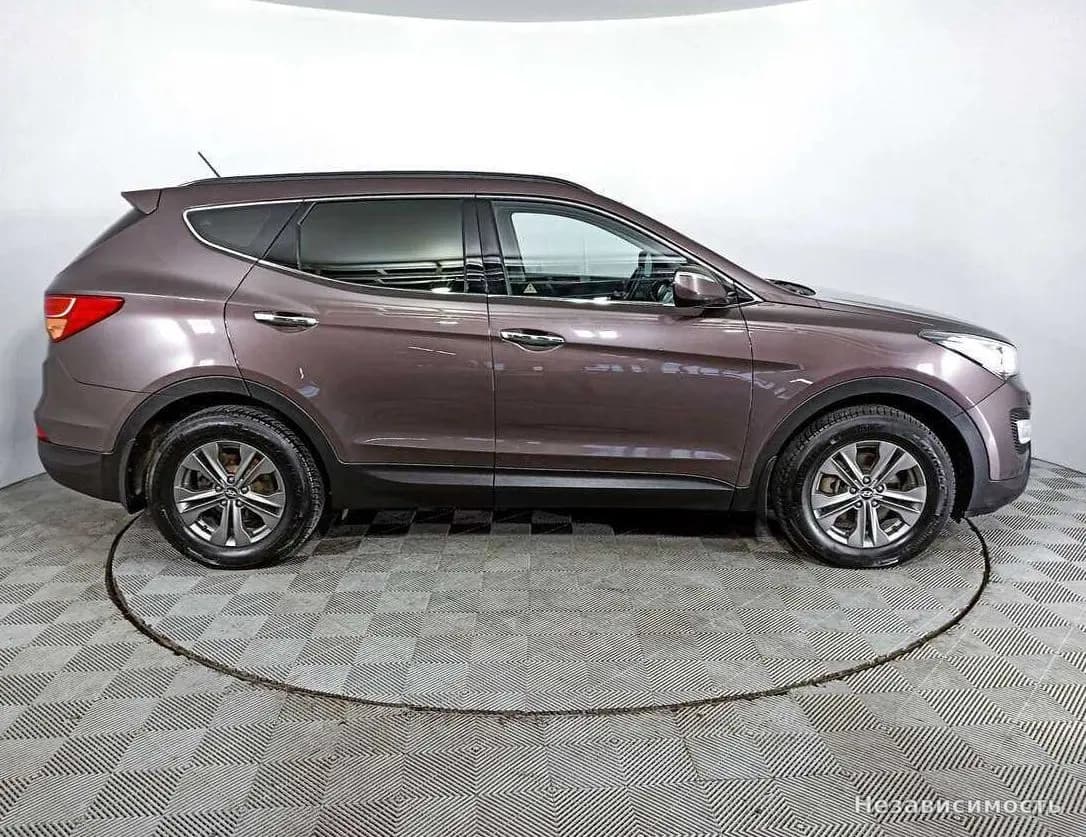 Hyundai Santa Fe 2013 с пробегом — фото 4