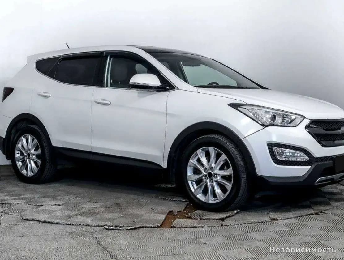 Hyundai Santa Fe 2015 с пробегом — фото 3
