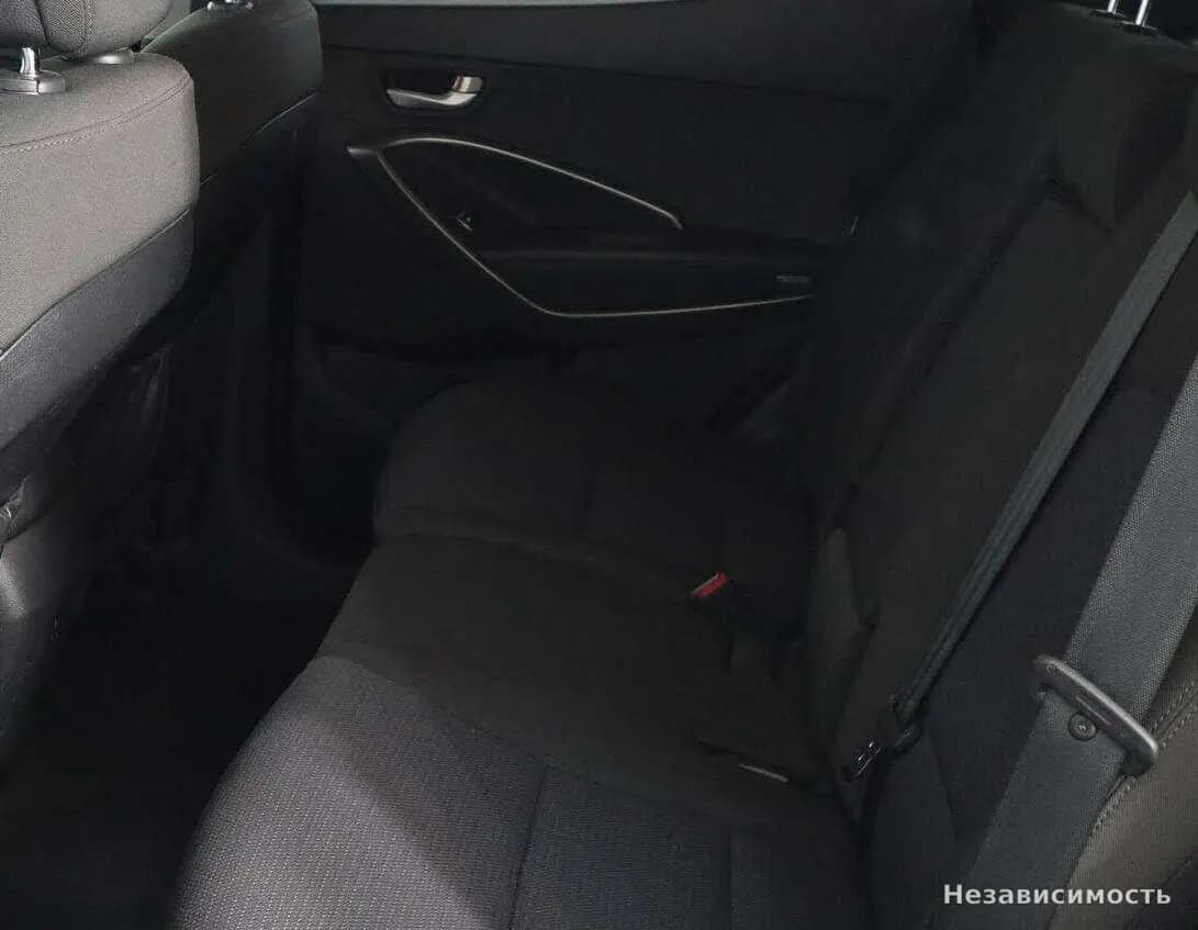 Hyundai Santa Fe 2015 с пробегом — фото 9