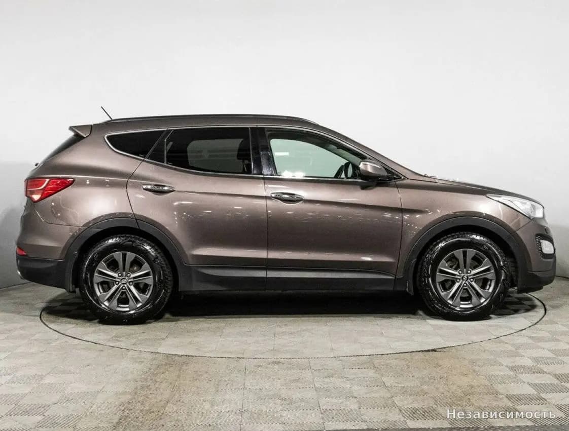 Hyundai Santa Fe 2012 с пробегом — фото 4