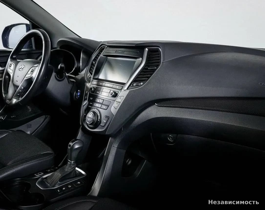 Hyundai Santa Fe 2017 с пробегом — фото 9