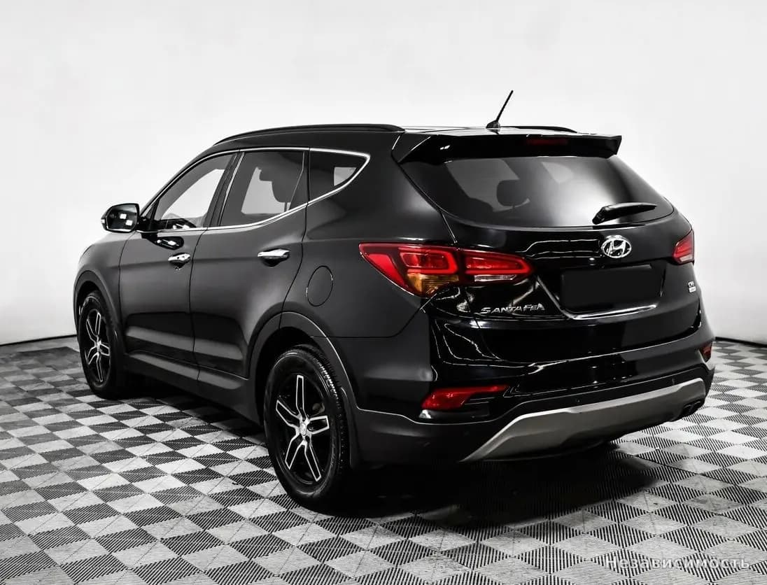 Hyundai Santa Fe 2017 с пробегом — фото 7