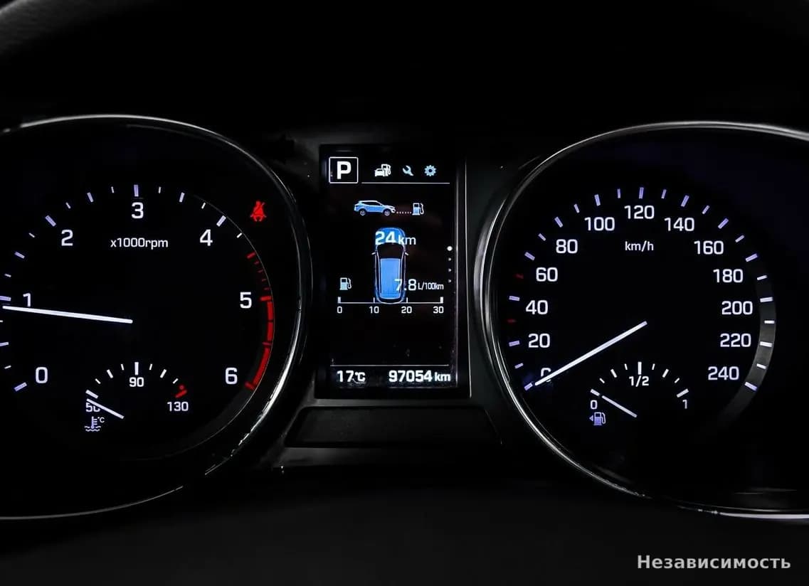 Hyundai Santa Fe 2017 с пробегом — фото 10