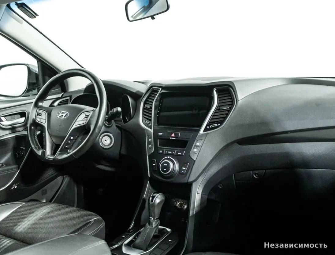 Hyundai Santa Fe 2017 с пробегом — фото 10