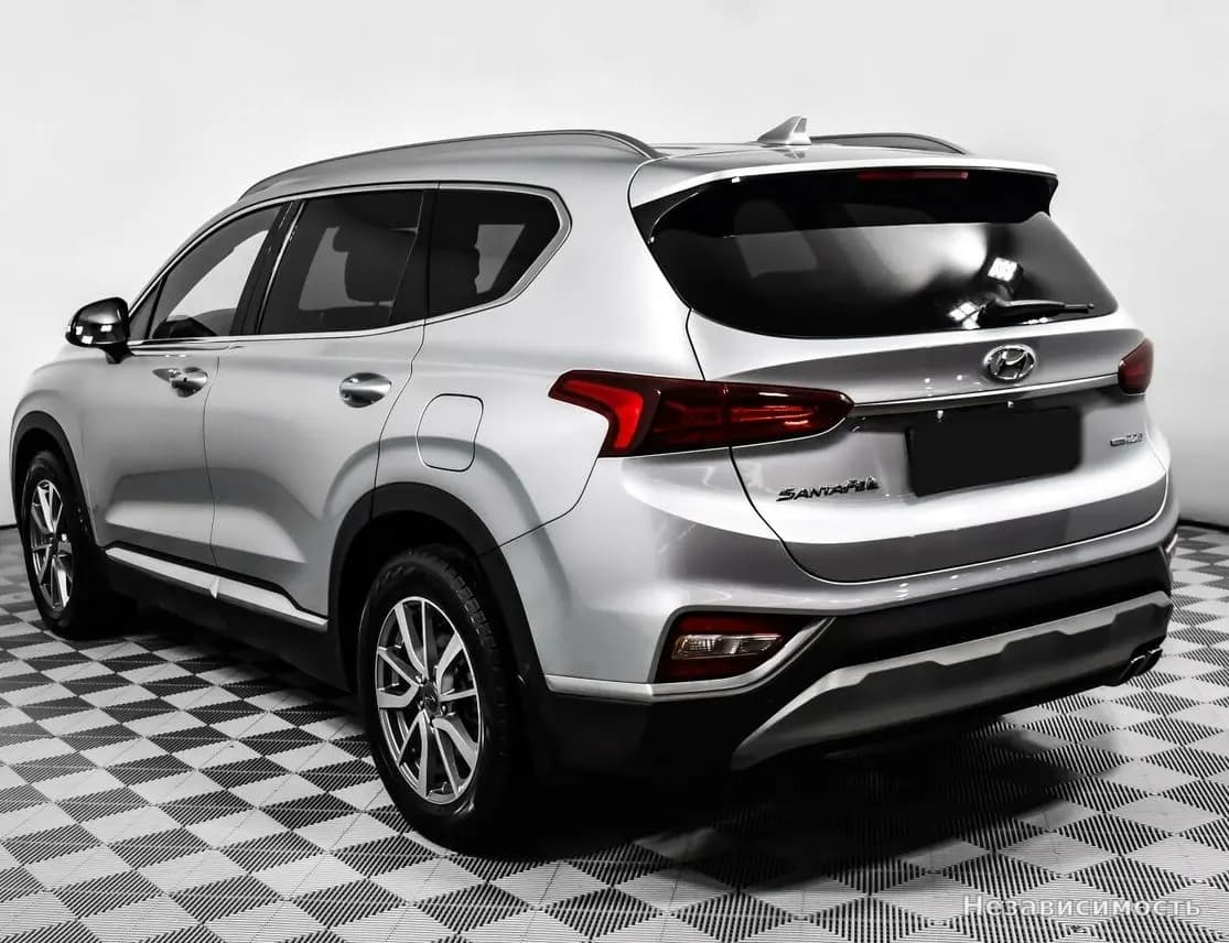 Hyundai Santa Fe 2018 с пробегом — фото 7