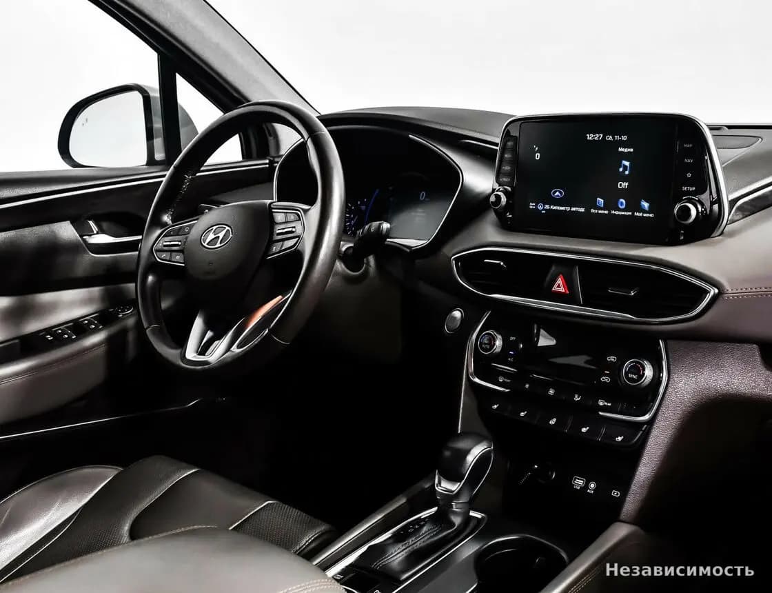 Hyundai Santa Fe 2018 с пробегом — фото 10