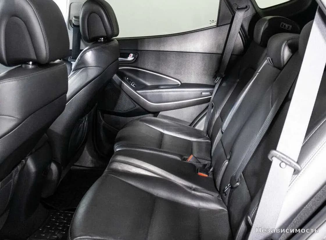 Hyundai Santa Fe 2016 с пробегом — фото 10