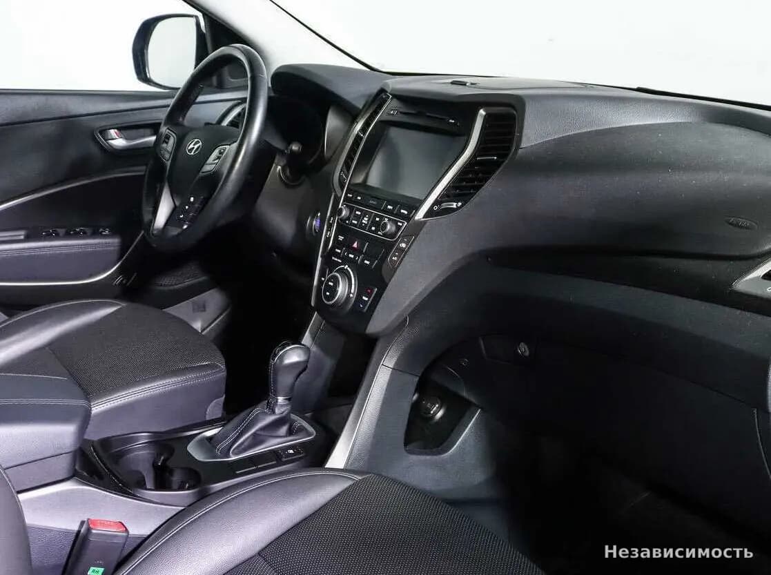 Hyundai Santa Fe 2016 с пробегом — фото 9