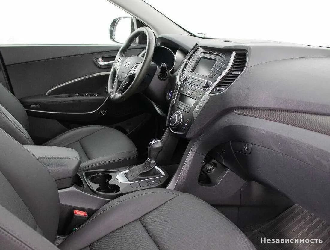 Hyundai Santa Fe 2016 с пробегом — фото 9