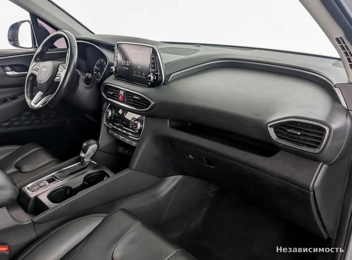 Hyundai Santa Fe 2018 с пробегом — фото 9