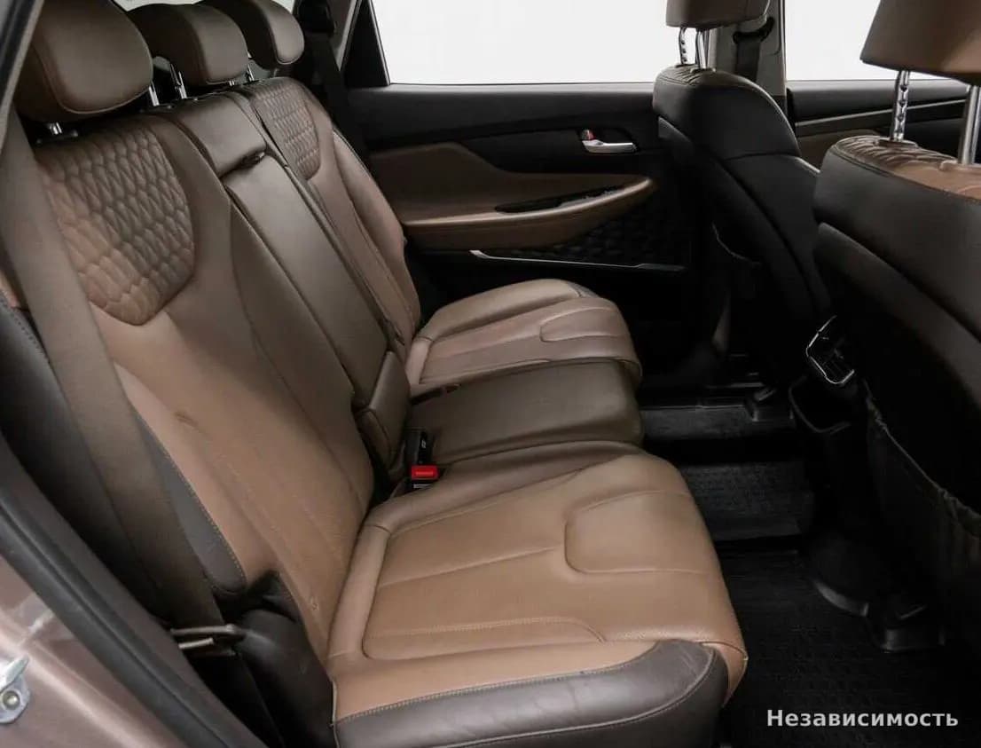 Hyundai Santa Fe 2018 с пробегом — фото 9