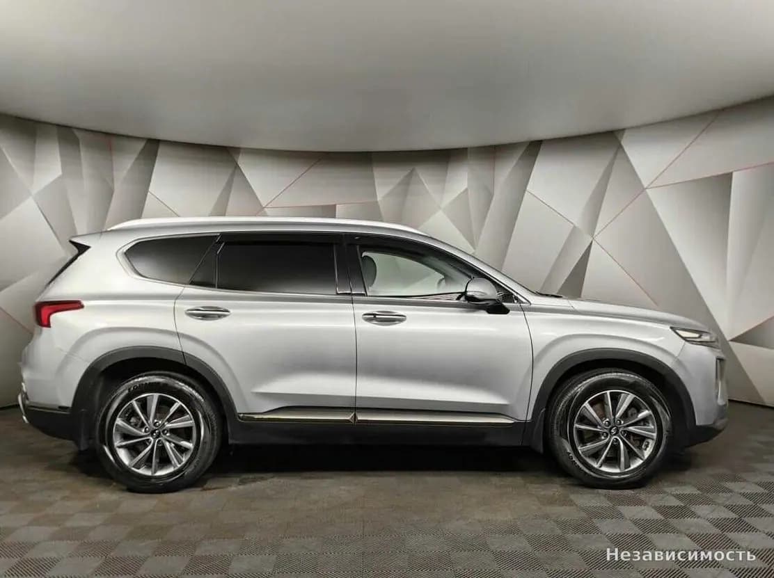 Hyundai Santa Fe 2019 с пробегом — фото 6