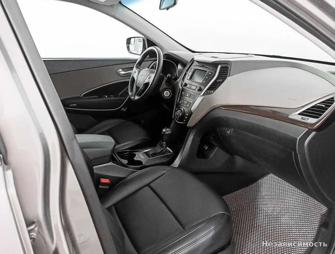 Hyundai Santa Fe 2017 с пробегом — фото 7