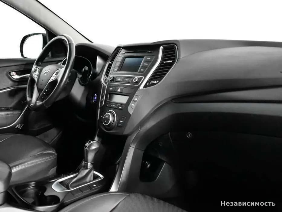 Hyundai Santa Fe 2017 с пробегом — фото 9