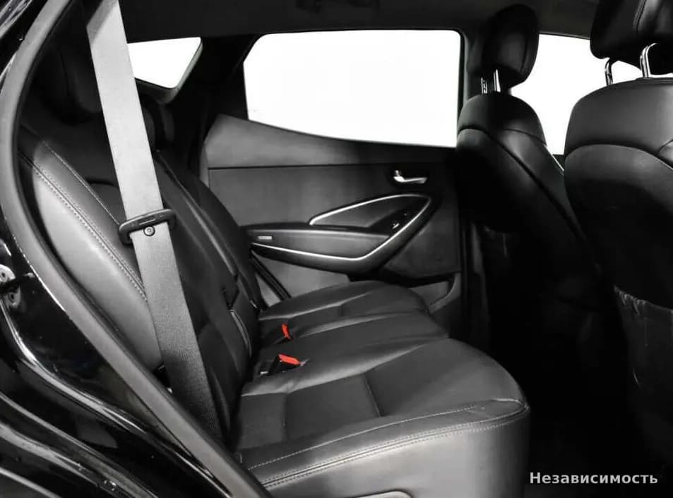 Hyundai Santa Fe 2017 с пробегом — фото 10