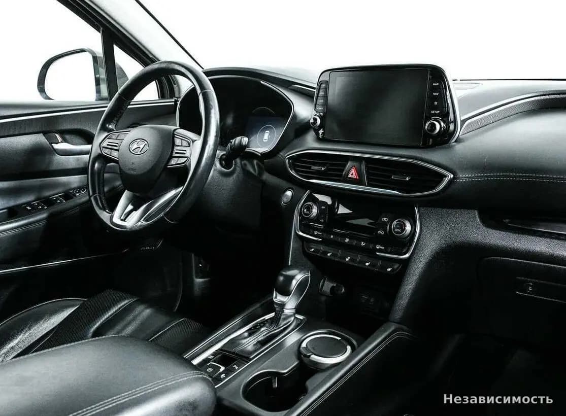 Hyundai Santa Fe 2018 с пробегом — фото 9