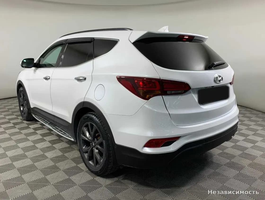 Hyundai Santa Fe 2017 с пробегом — фото 7