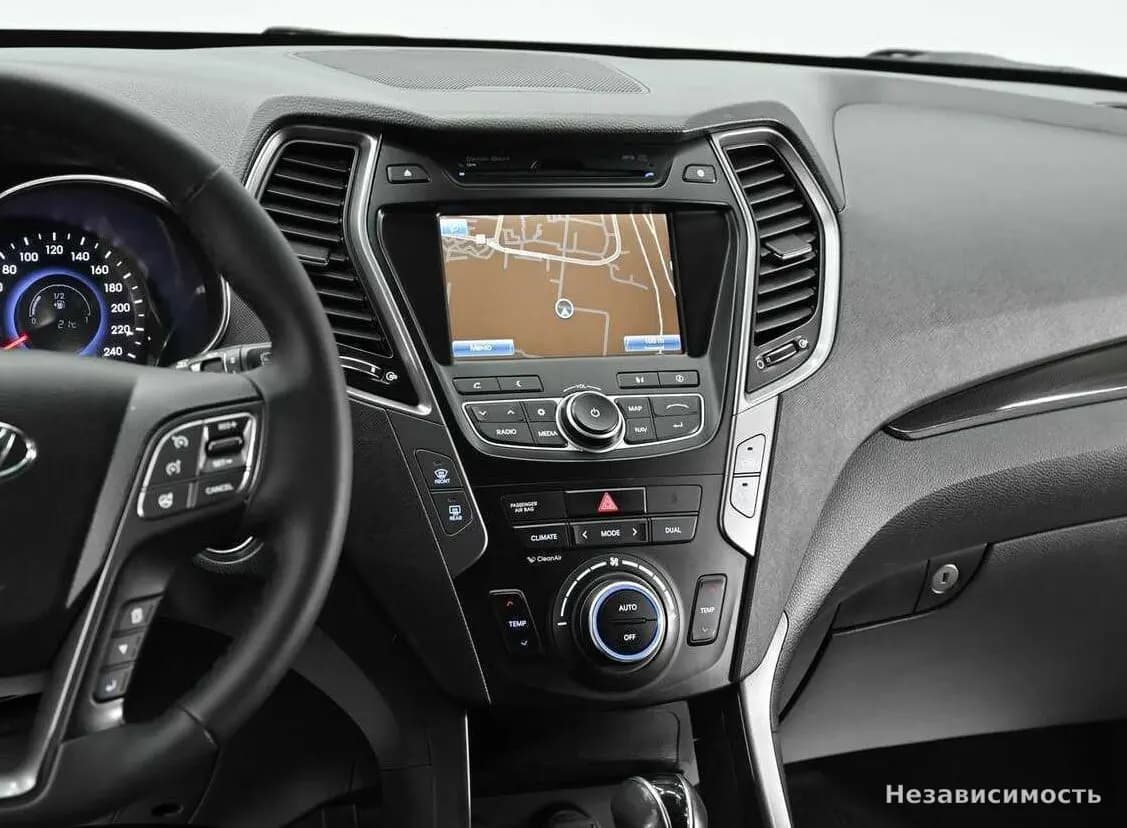Hyundai Santa Fe 2012 с пробегом — фото 9