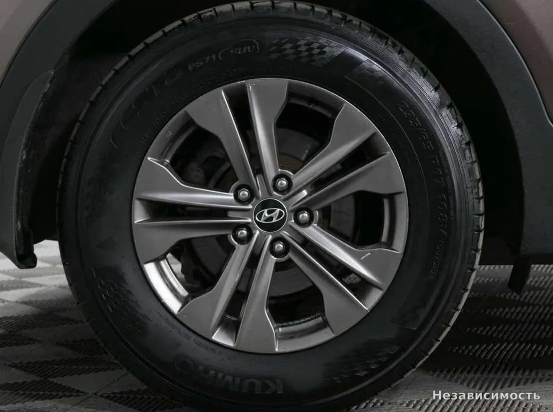 Hyundai Santa Fe 2012 с пробегом — фото 9