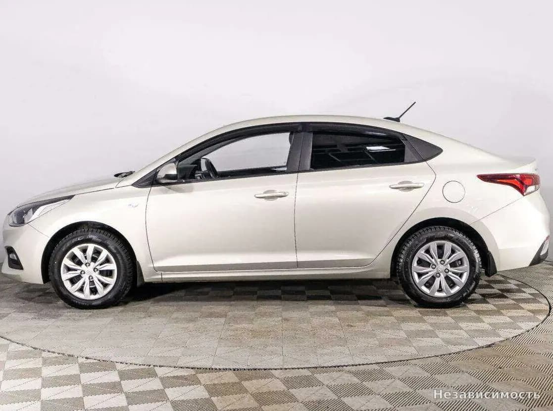 Hyundai Solaris 2019 с пробегом — фото 8