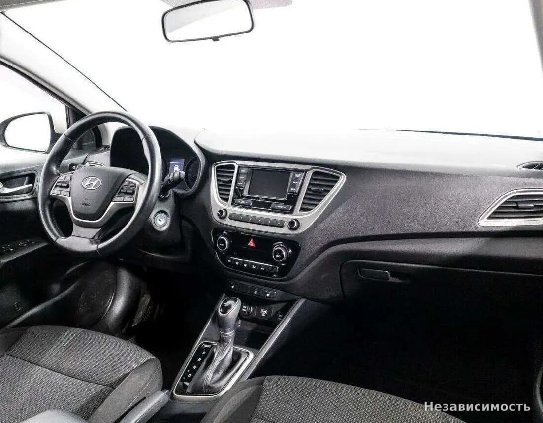 Hyundai Solaris 2019 с пробегом — фото 9