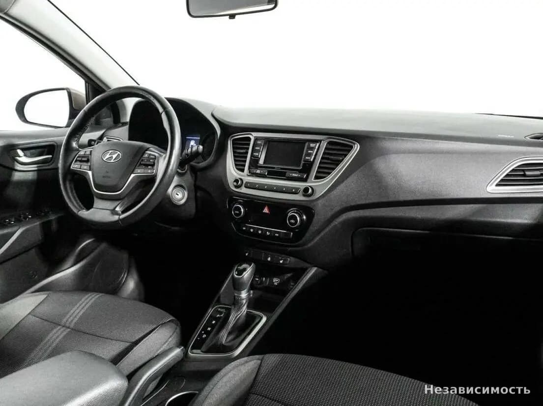Hyundai Solaris 2019 с пробегом — фото 9