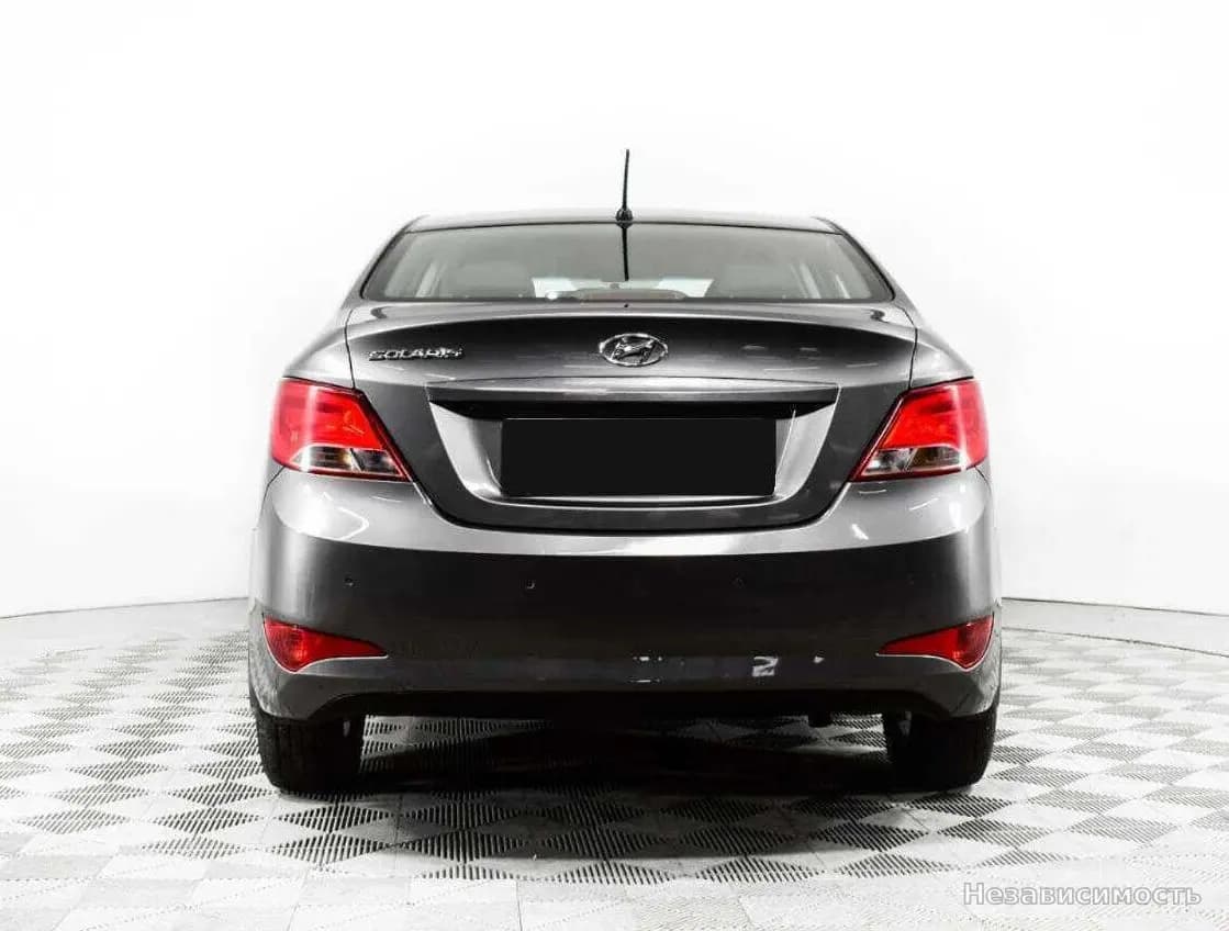 Hyundai Solaris 2016 с пробегом — фото 6