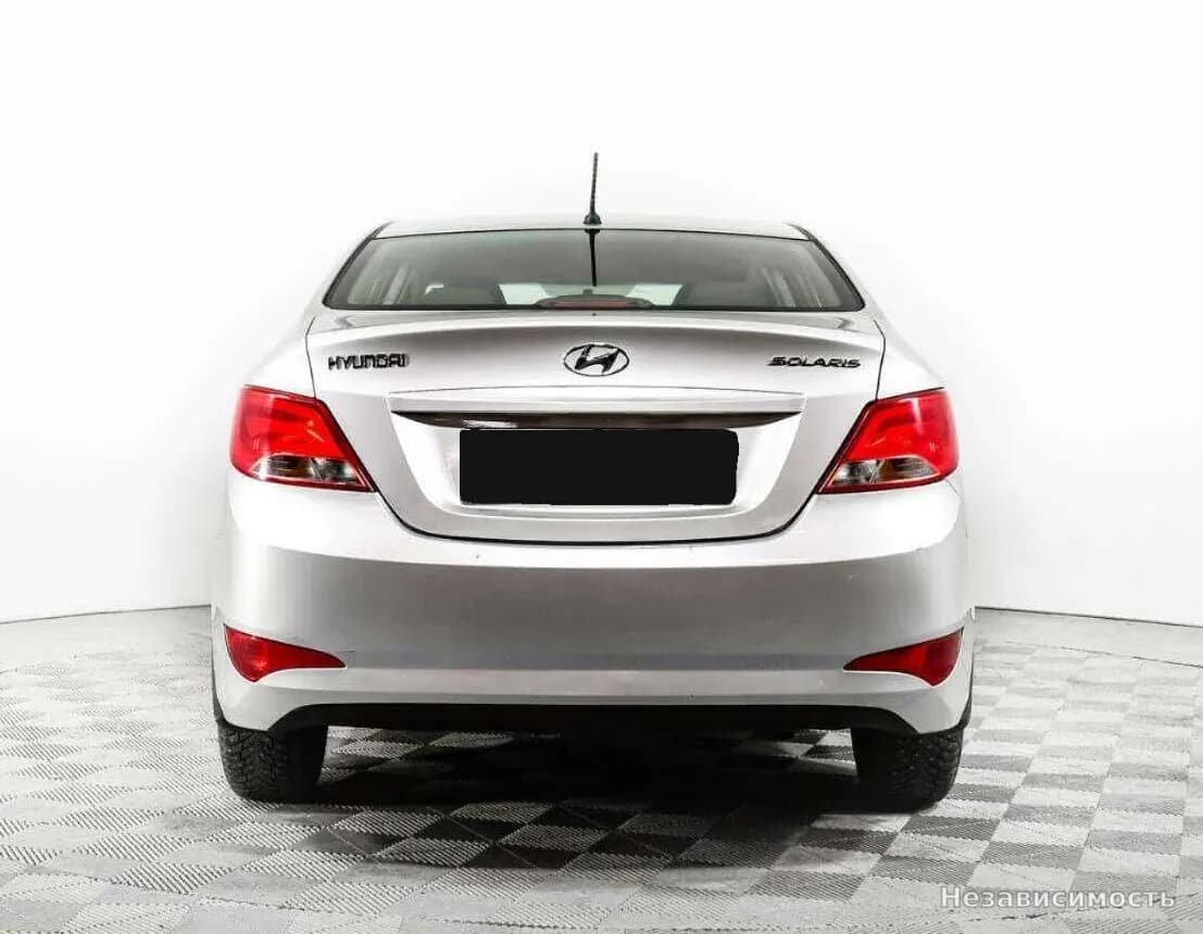 Hyundai Solaris 2015 с пробегом — фото 6