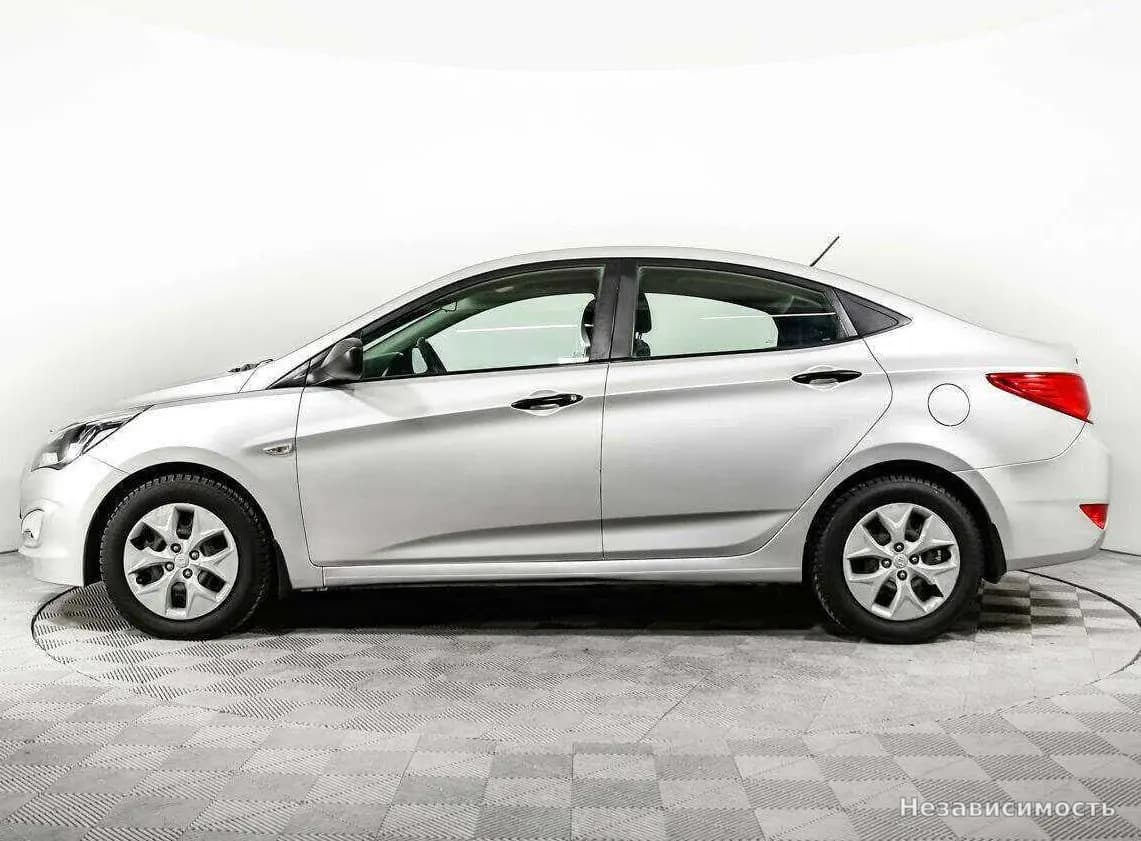 Hyundai Solaris 2015 с пробегом — фото 8