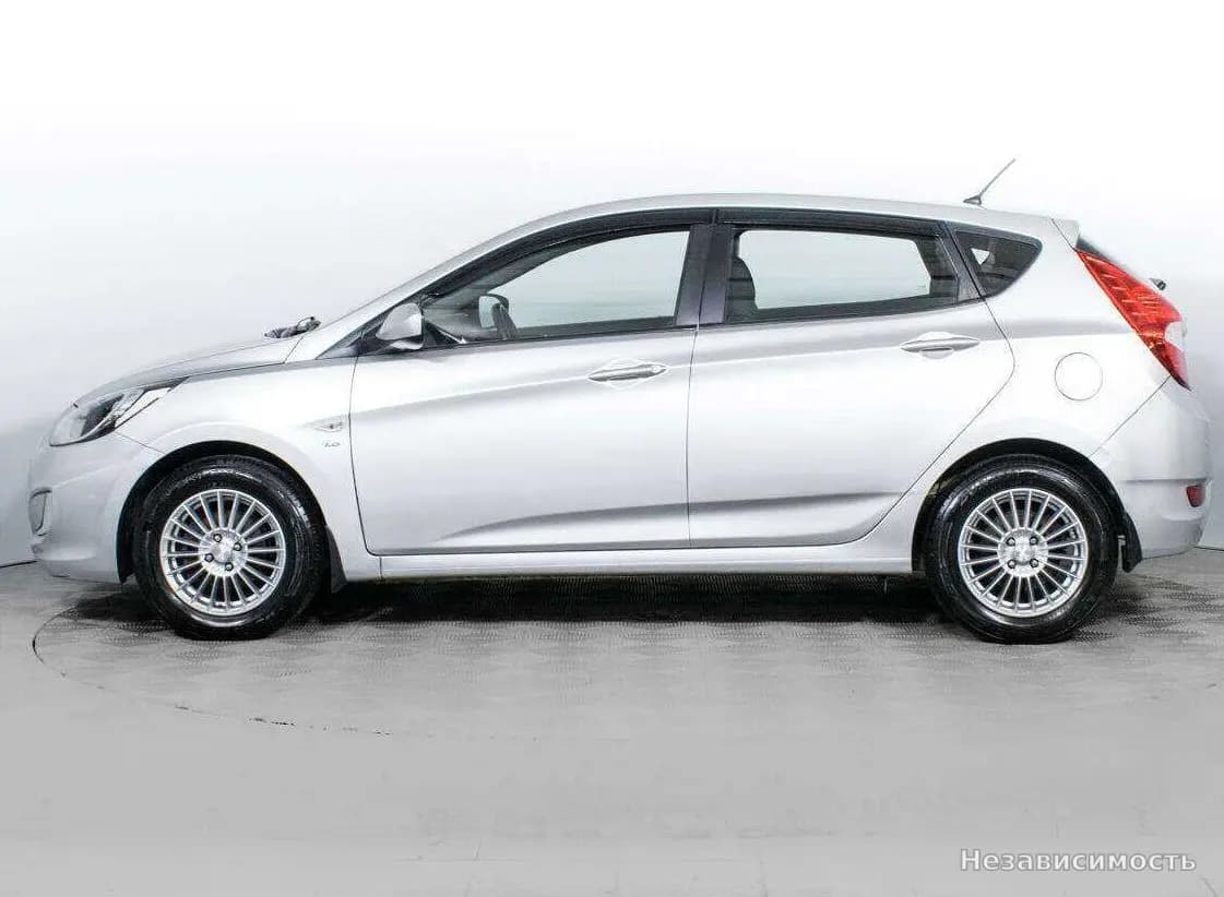 Hyundai Solaris 2012 с пробегом — фото 8