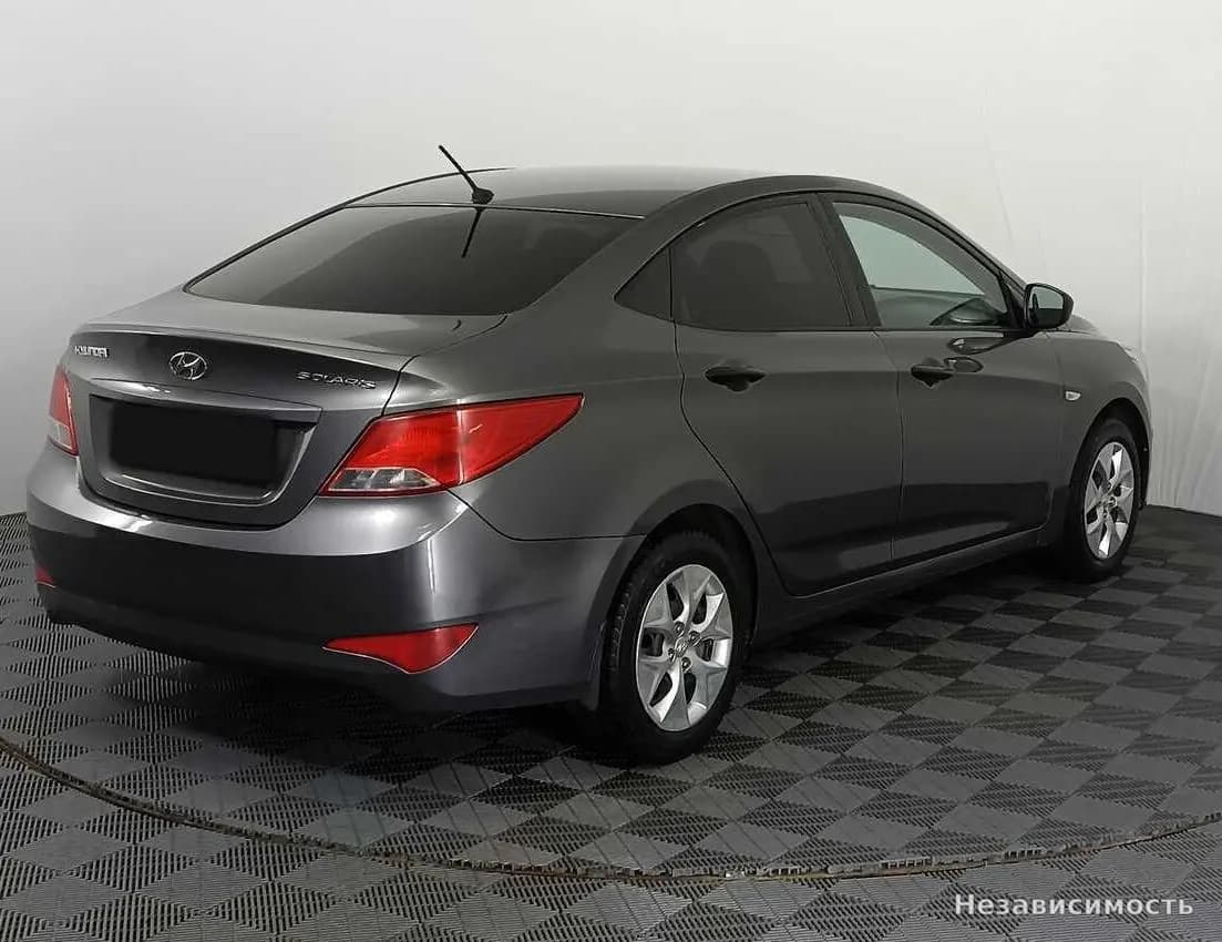 Hyundai Solaris 2015 с пробегом — фото 5