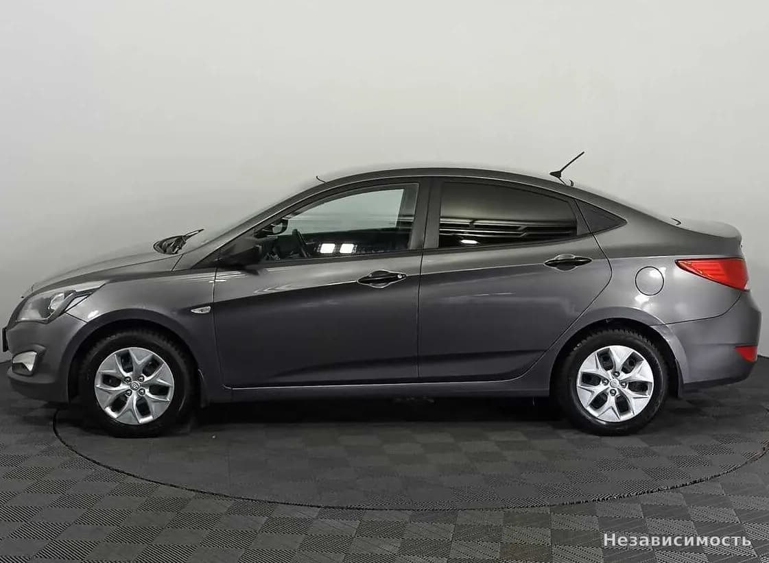 Hyundai Solaris 2015 с пробегом — фото 8