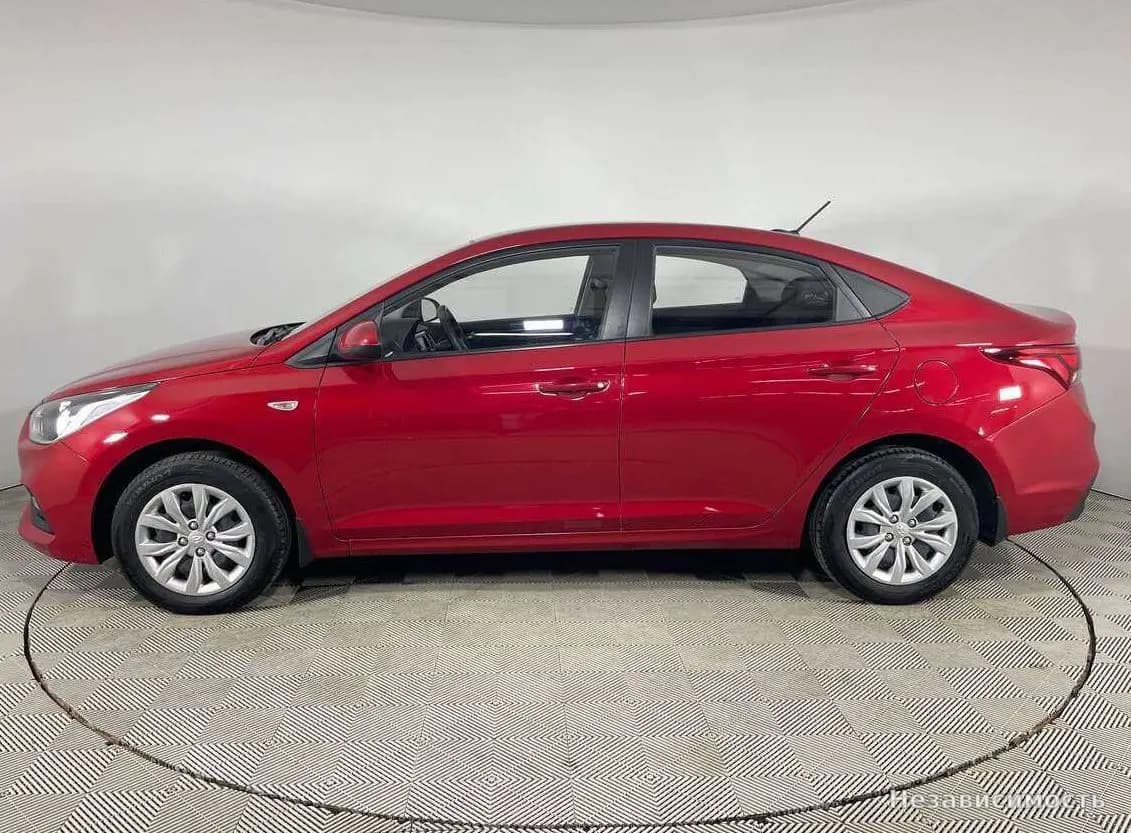 Hyundai Solaris 2017 с пробегом — фото 8