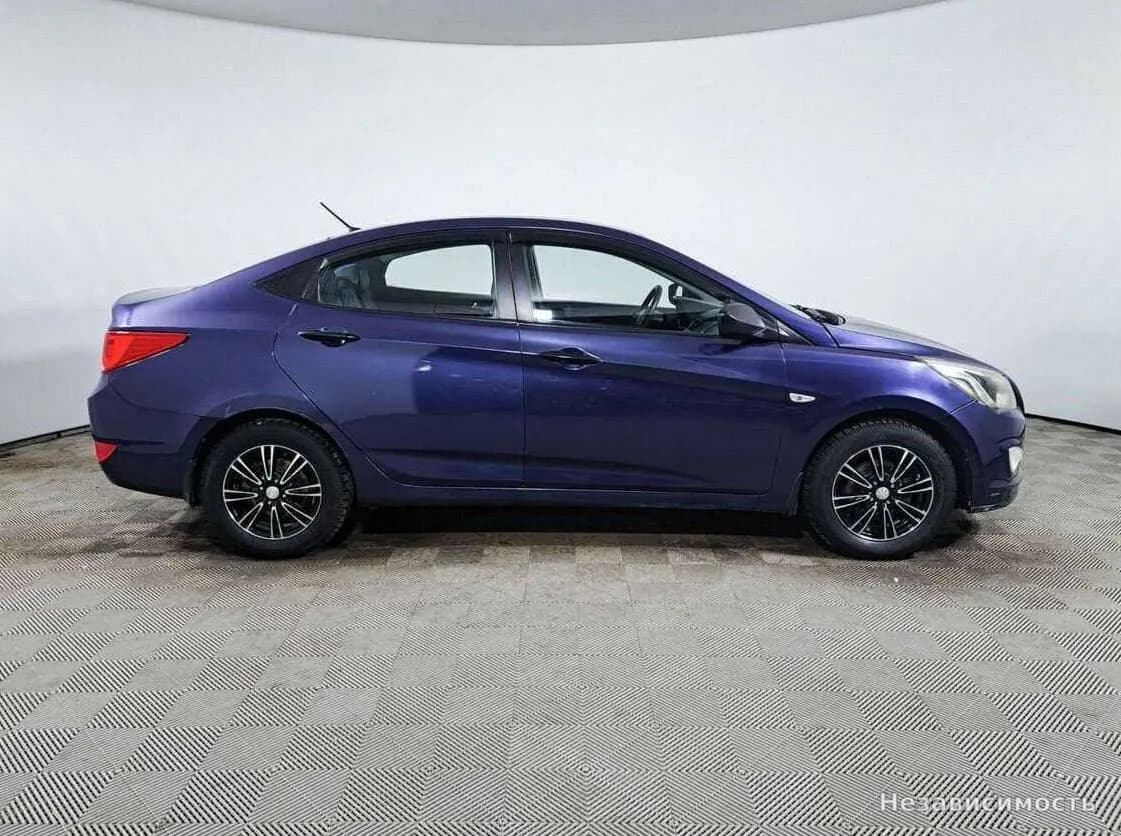 Hyundai Solaris 2014 с пробегом — фото 4