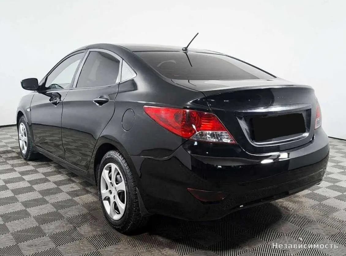 Hyundai Solaris 2012 с пробегом — фото 6