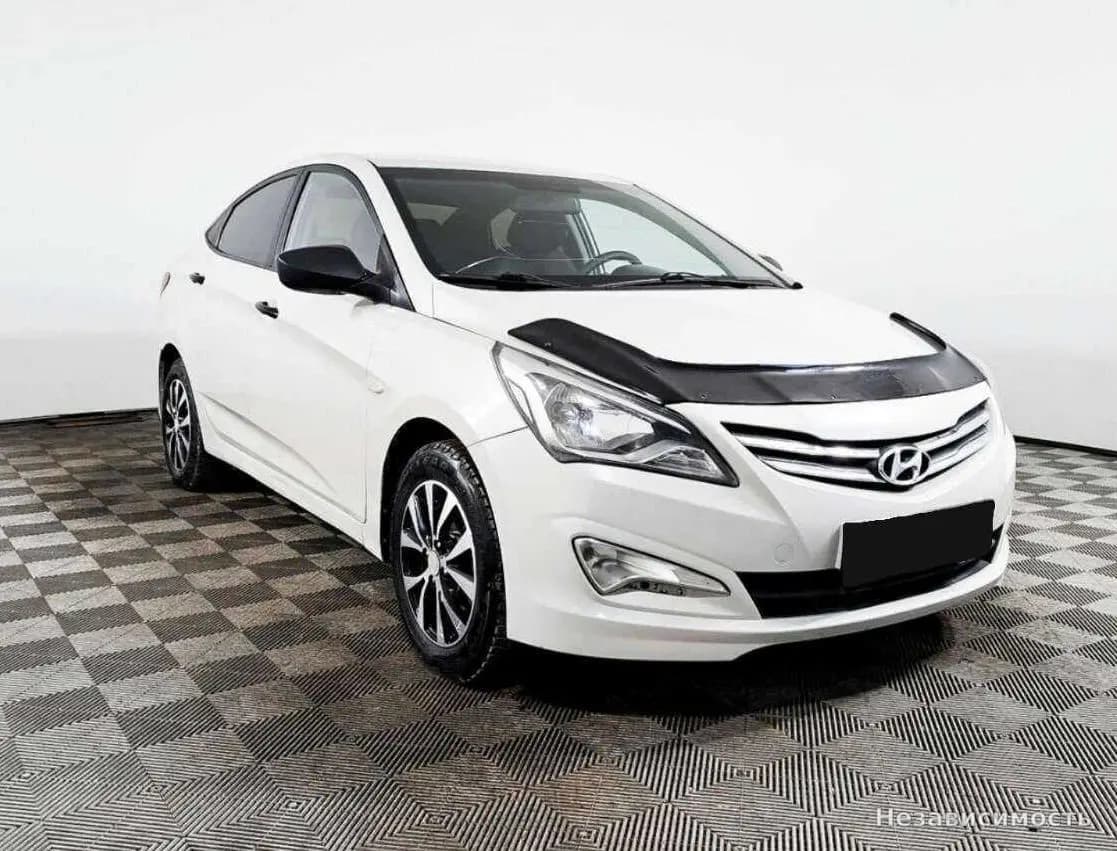 Hyundai Solaris 2015 с пробегом — фото 3