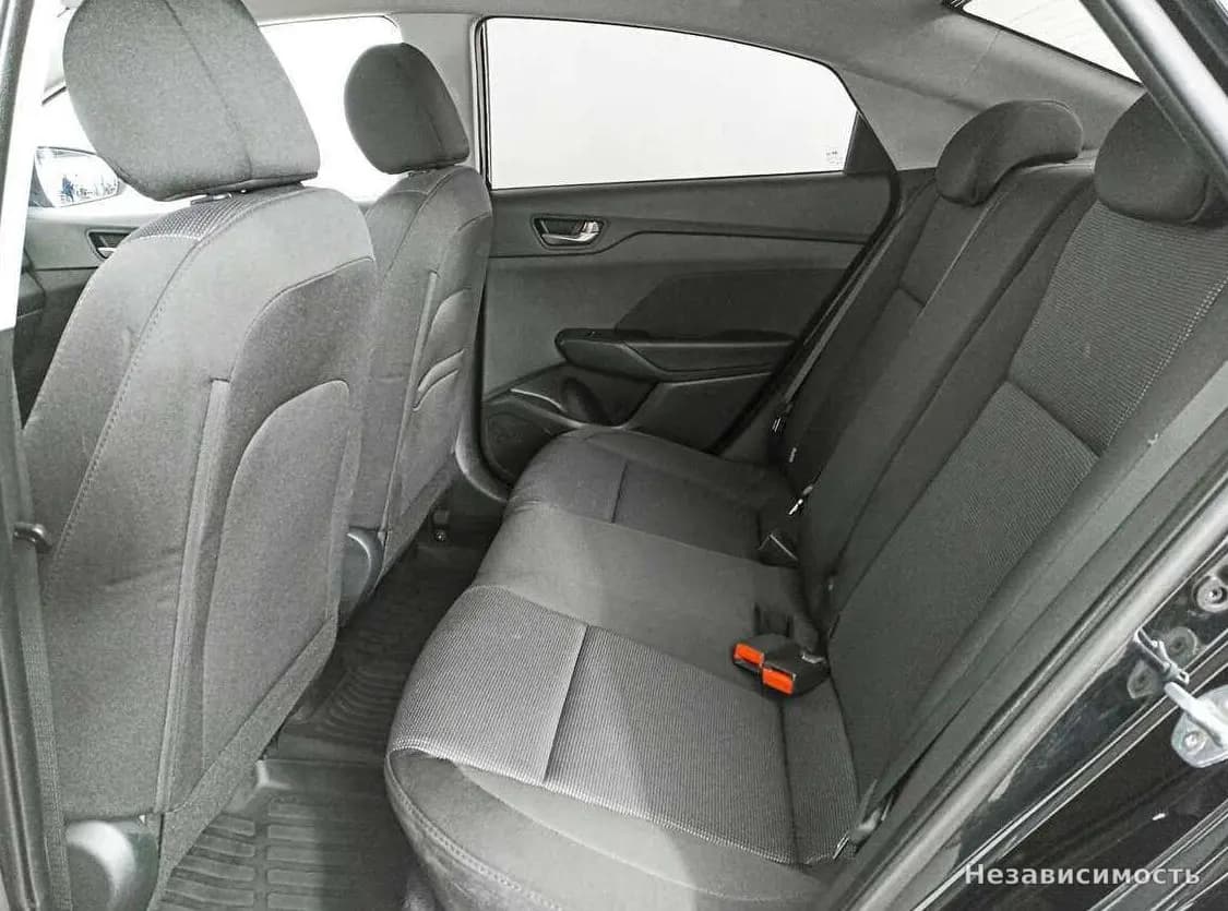 Hyundai Solaris 2018 с пробегом — фото 10
