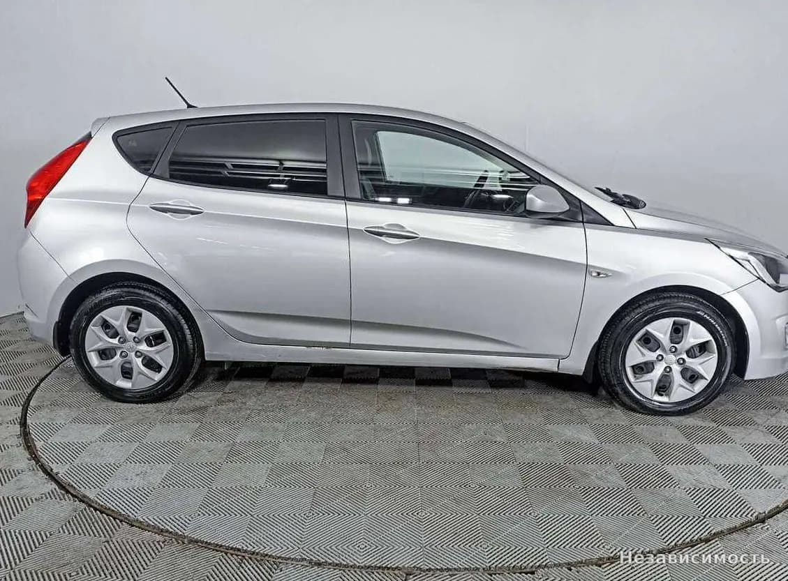 Hyundai Solaris 2016 с пробегом — фото 4