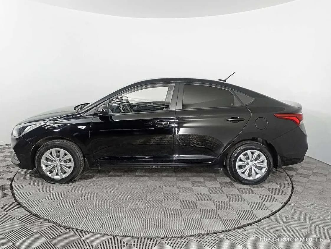 Hyundai Solaris 2018 с пробегом — фото 8