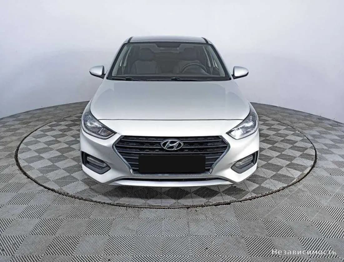 Hyundai Solaris 2017 с пробегом — фото 2