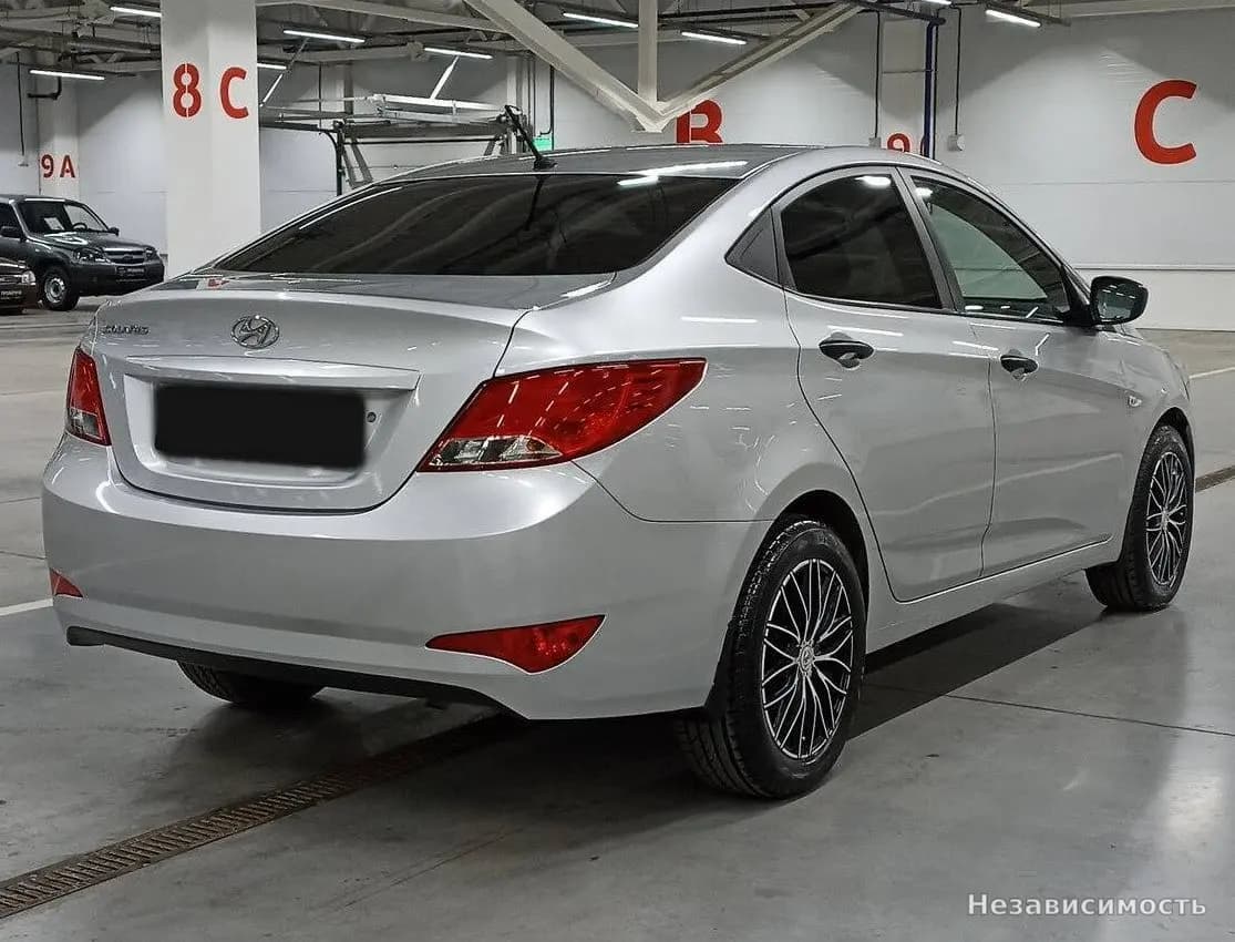 Hyundai Solaris 2016 с пробегом — фото 5
